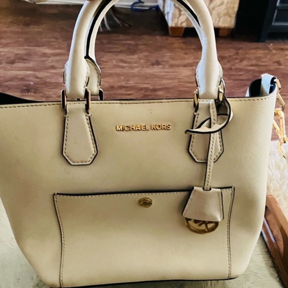 Michael Kors Greenwich Cream Leather Tote Bag